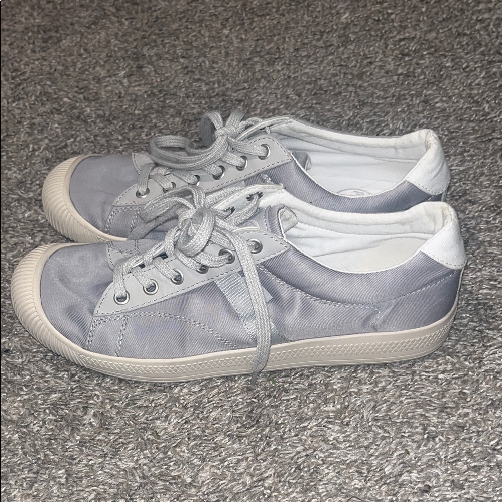 Palladium women’s  Gray Sneakers - Picture 3 of 6
